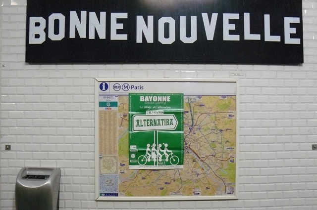 Affiche d'Alternatiba dans le Métro Parisien