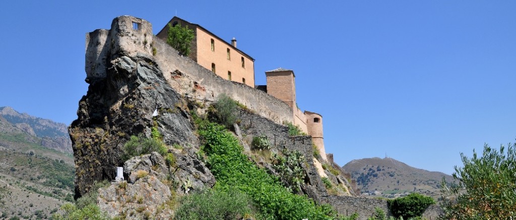 Citadelle de Corte, symbole de la souveraineté corse sous la présidence de Pascal Paoli.