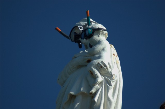 Le Rocher de la Vierge de Biarritz et la mont+®e des oc+®ans