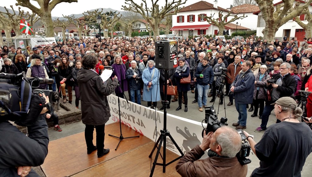 Rassemblement contre les mines d'or (Espelette le samedi 11 février 2017)