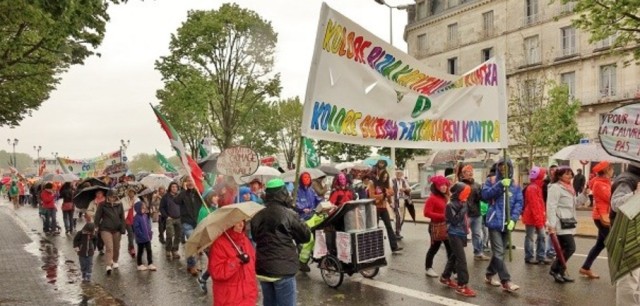 Premier Mai 2017 : cortège haut en couleur de Bizi! 