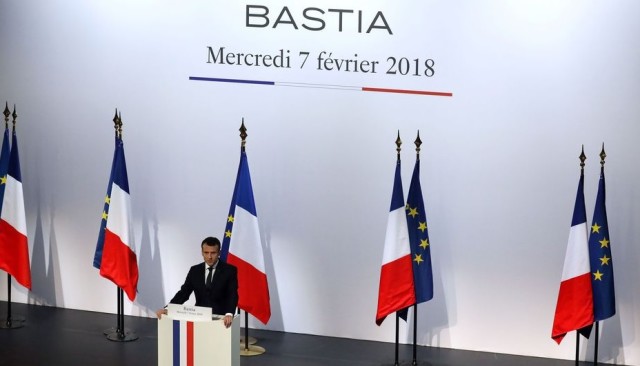  En marge de son voyage en Corse, en février 2018, Emmanuel Macron avait tenu des propos très révélateurs sur sa vision des langues dites "régionales" afp.com/Ludovic MARIN 