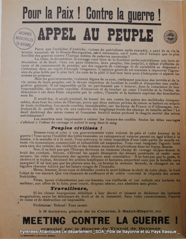Quelques jours avant la déclaration de guerre, Fernand Elosu et quelques amis de gauche tentent d’organiser un meeting contre la guerre à Bayonne, ils distribuent ce tract.