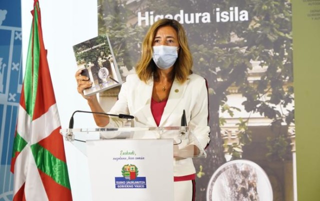 La ministre basque Olatz Garamendi présentait, en septembre, le rapport Higadura isila.
