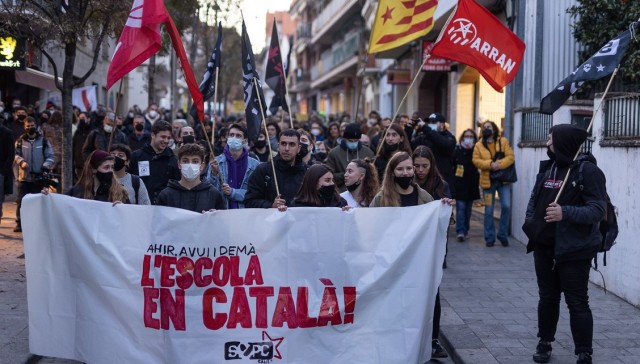 Manifestation le 10 décembre à Canet de Mar, contre l’imposition de 25 % d’espagnol dans l’enseignement en Catalogne