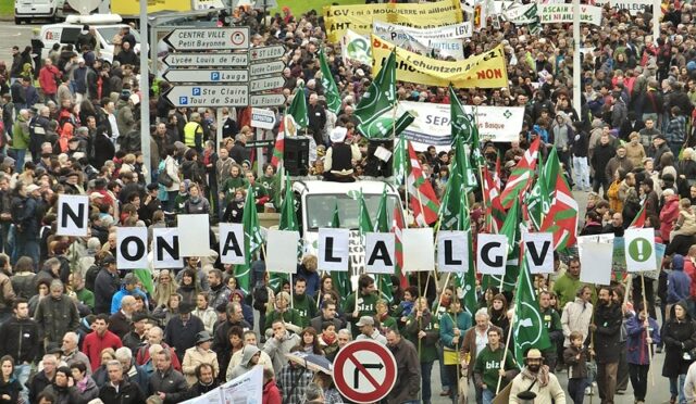 Manif anti-LGV Bayonne