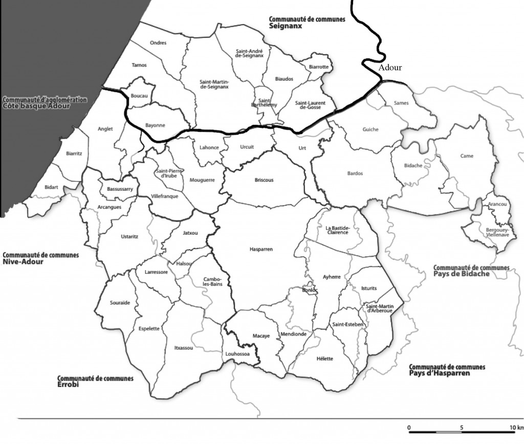 Le périmètre du SCoT, depuis septembre 2010 : 6 intercommunalités, 48 communes. 