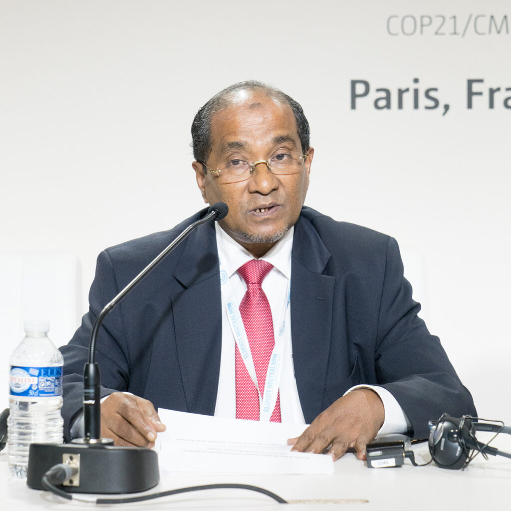 Abdullahi Majeed, Ministre de l'environnement et de l'énergie des Maldives