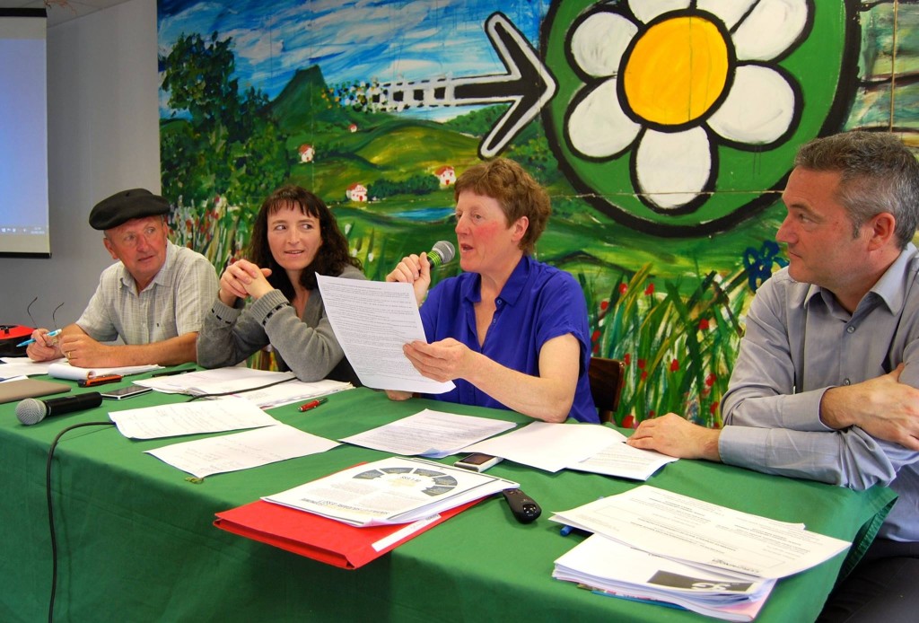  AG de Lurzaindia le 4 juin à Ainhice Mongelos dans les locaux de Euskal Herriko Laborantza Ganbara,