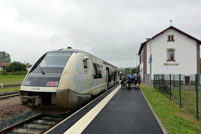 La liaison ferroviaire Garazi-Baiona devrait être aménagée avec davantage d’arrêts et des horaires mieux adaptés.