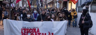 Manifestation le 10 décembre à Canet de Mar, contre l’imposition de 25 % d’espagnol dans l’enseignement en Catalogne