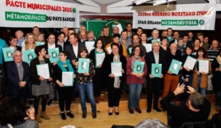 Les candidats aux élections municipales signataires du pacte de métamorphose écologique de Bizi.