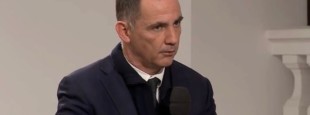 Gilles Simeoni
« Un seul chemin m’intéresse, celui de la paix et de l’émancipation de ce pays »